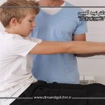 جراحی اسکولیوز در نوجوانان: چه زمانی لازم است؟